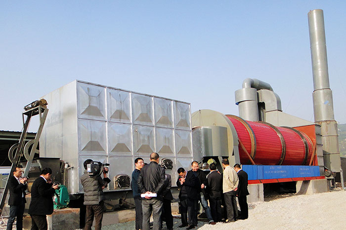 節(jié)能、環(huán)保的印染污泥烘干機(jī)逐漸成為生產(chǎn)企業(yè)發(fā)展的一大亮點(diǎn)